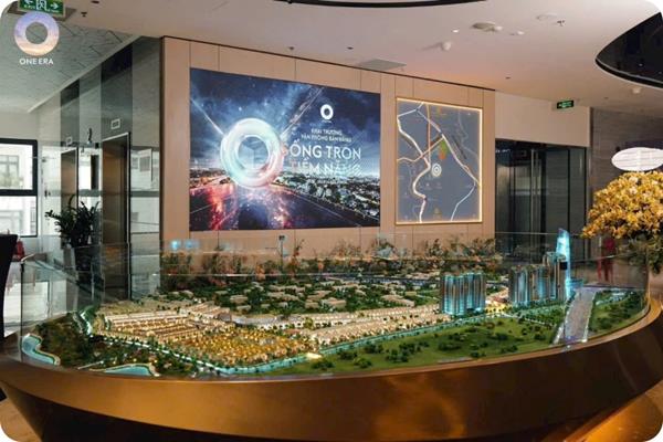 Bùng nổ lễ khai trương VPBH One Era: Mở ra trải nghiệm bất động sản đa giác quan đầu tiên