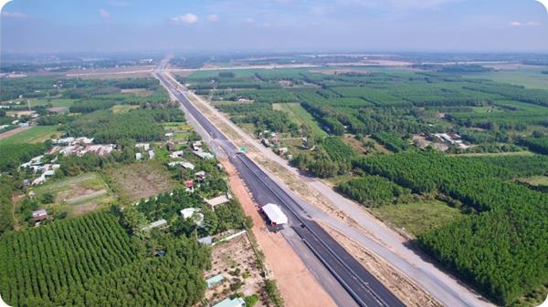 Đồng Nai siết tiến độ 29 dự án hạ tầng kết nối sân bay Long Thành