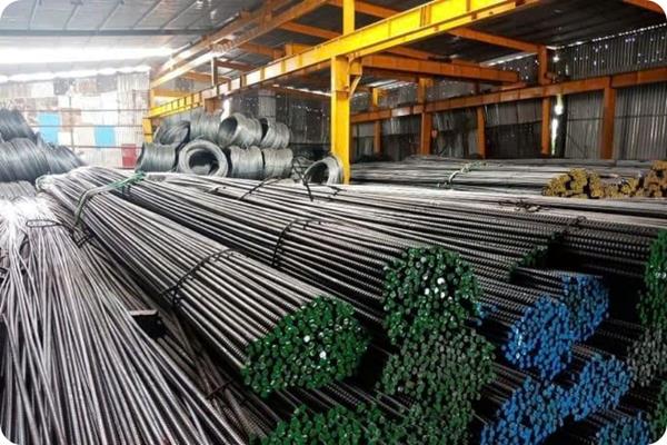 Giá vật tư tăng mạnh: Cơ hội hay thách thức cho nhà đầu tư bất động sản?
