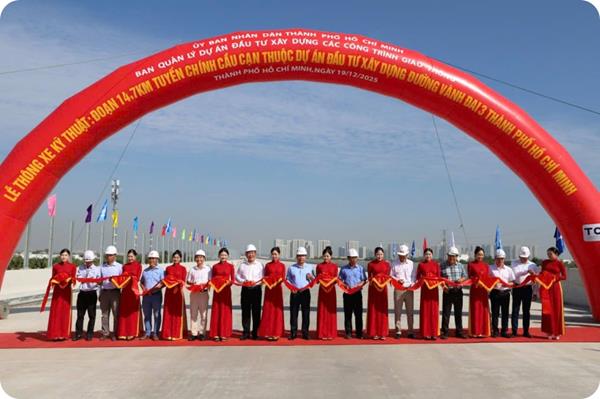 Thông xe kỹ thuật gần 15 km cầu cạn Vành đai 3 mở lối giao thông phía Đông