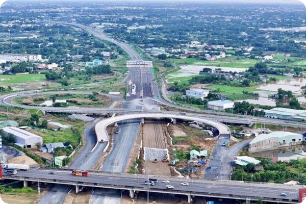 Toàn cảnh tiến độ Vành đai 3 TP.HCM qua Long An và Bình Dương: Tăng tốc về đích 2026